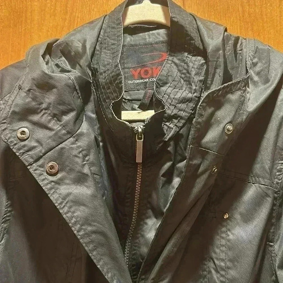 Yoki Rain coat. Size 1XL - Picture 5 of 10